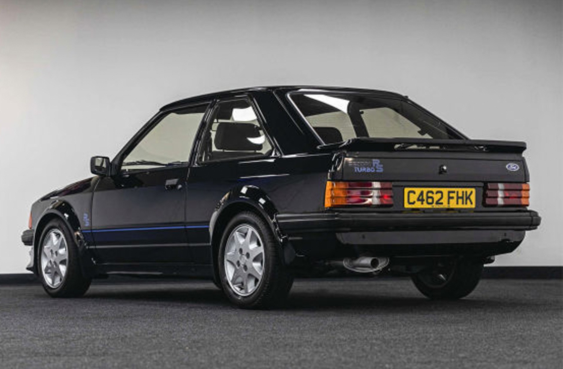 Ford Escort RS Turbo (1985) należący do Lady Diany