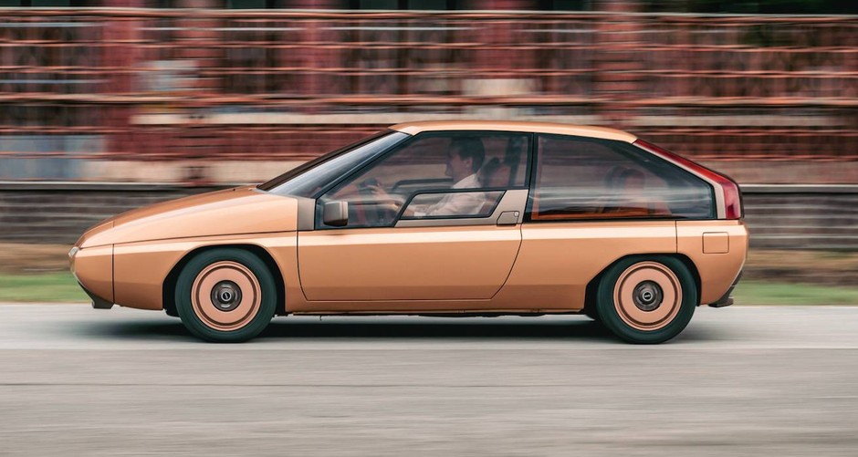 Mazda MX-81 Aria