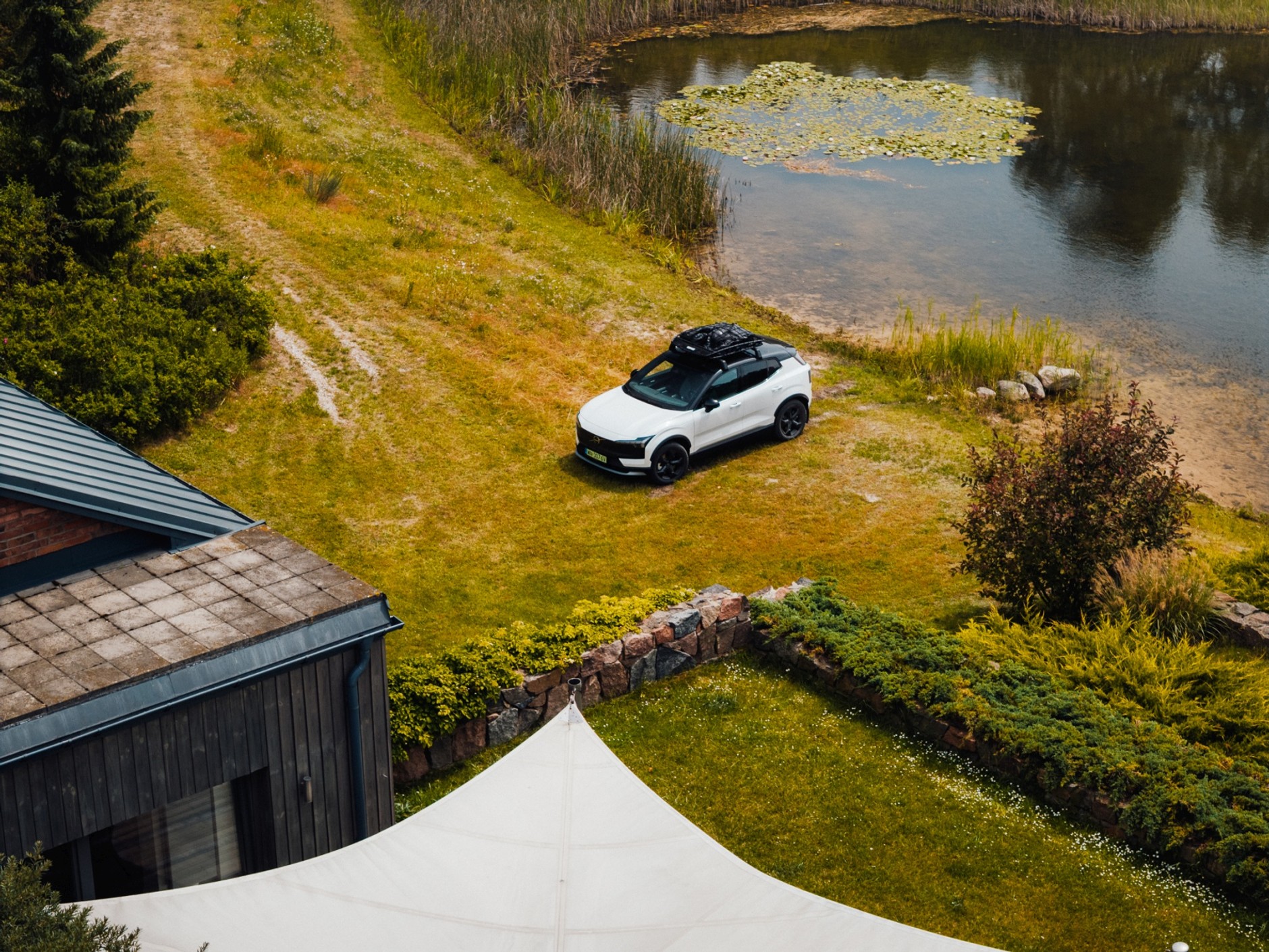 Volvo EX30 Cross Country