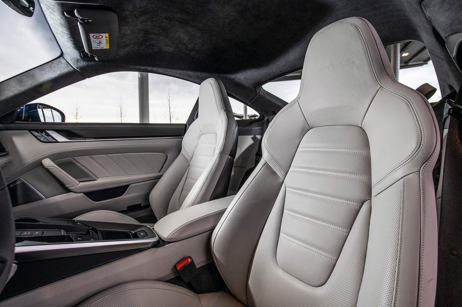Porsche 911 Turbo (Typ 992)