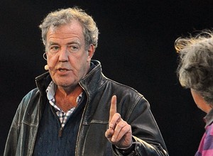 Jeremy Clarkson wszedł do gastronomicznej branży. Prawie 300 zł za tańsze mięso i pół truskawki