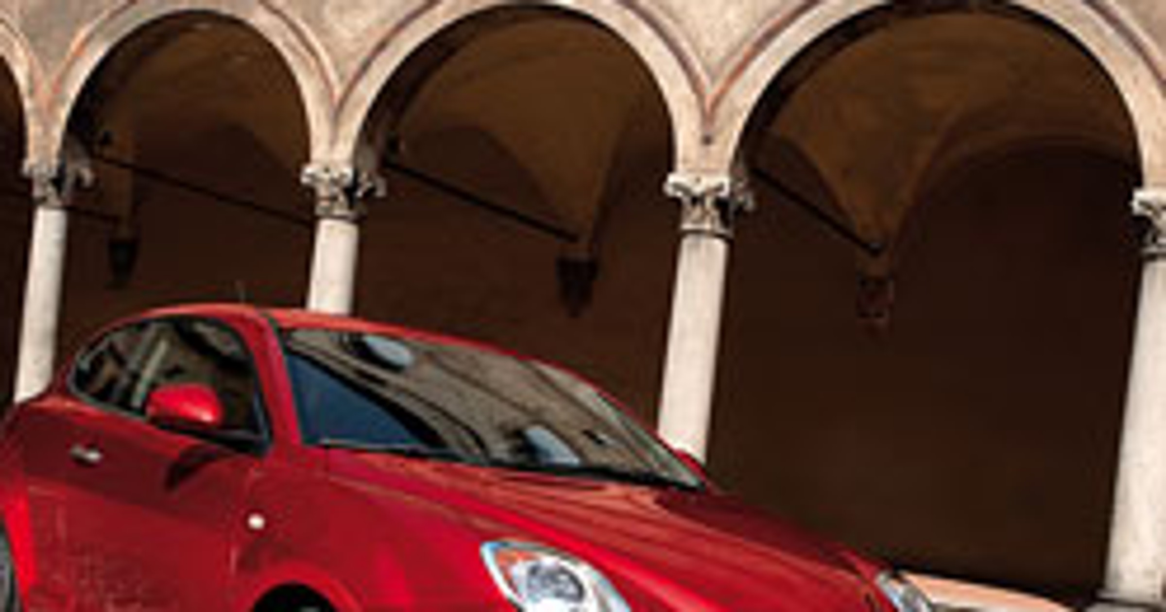 Alfa Romeo MiTo: dane techniczne i duża fotogaleria