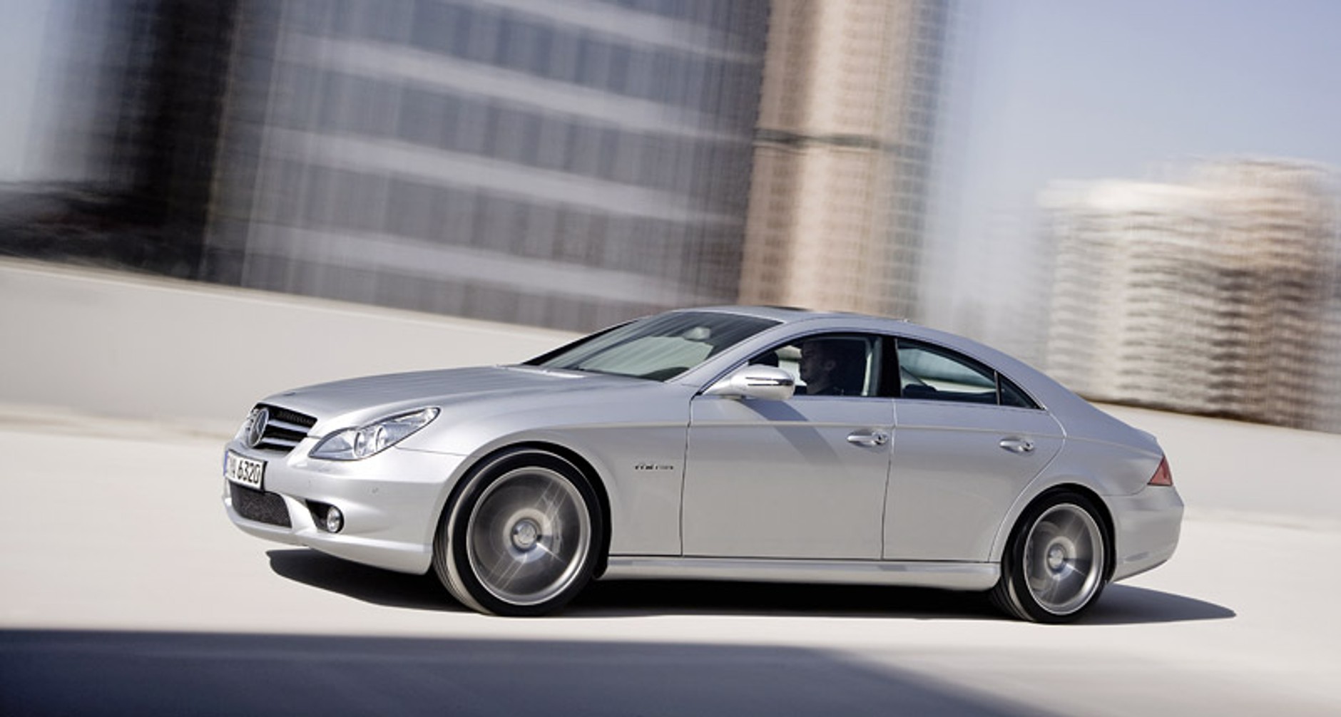 Mercedes-Benz CLS po faceliftingu – oficjalne informacje i fotografie