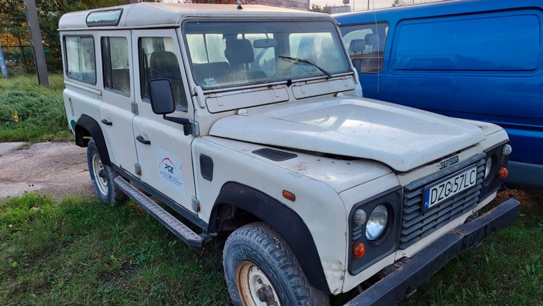 PGE GIEK wyprzedaje auta.