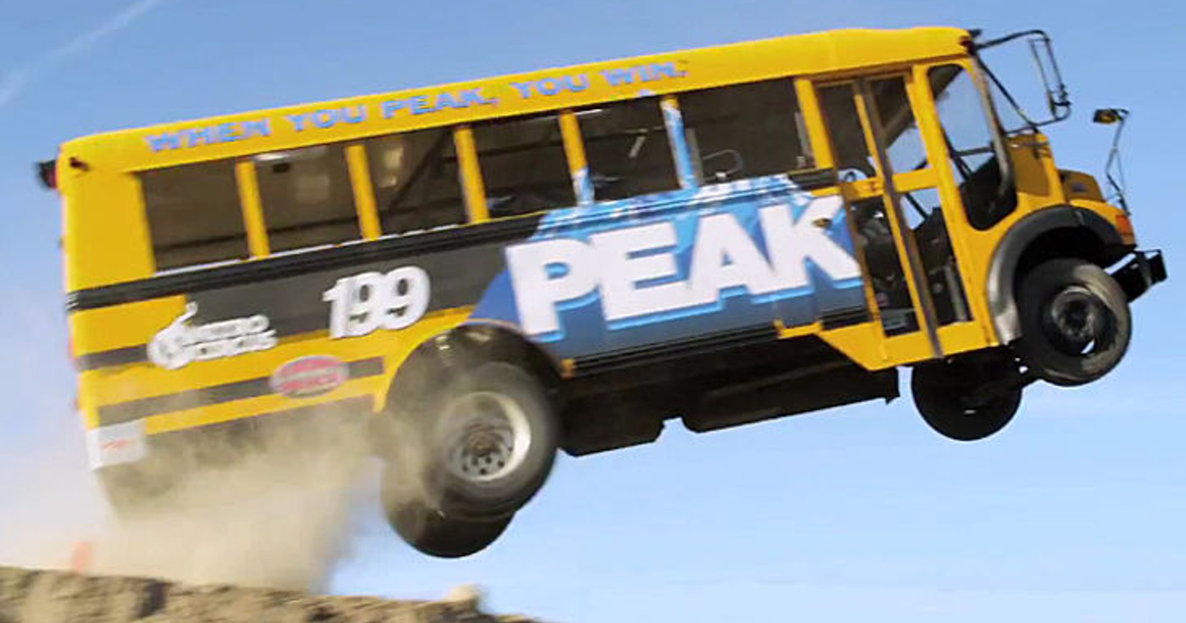 Fliegender-Bus-Nitro-Circus-729x486-dd52bda205ea8175