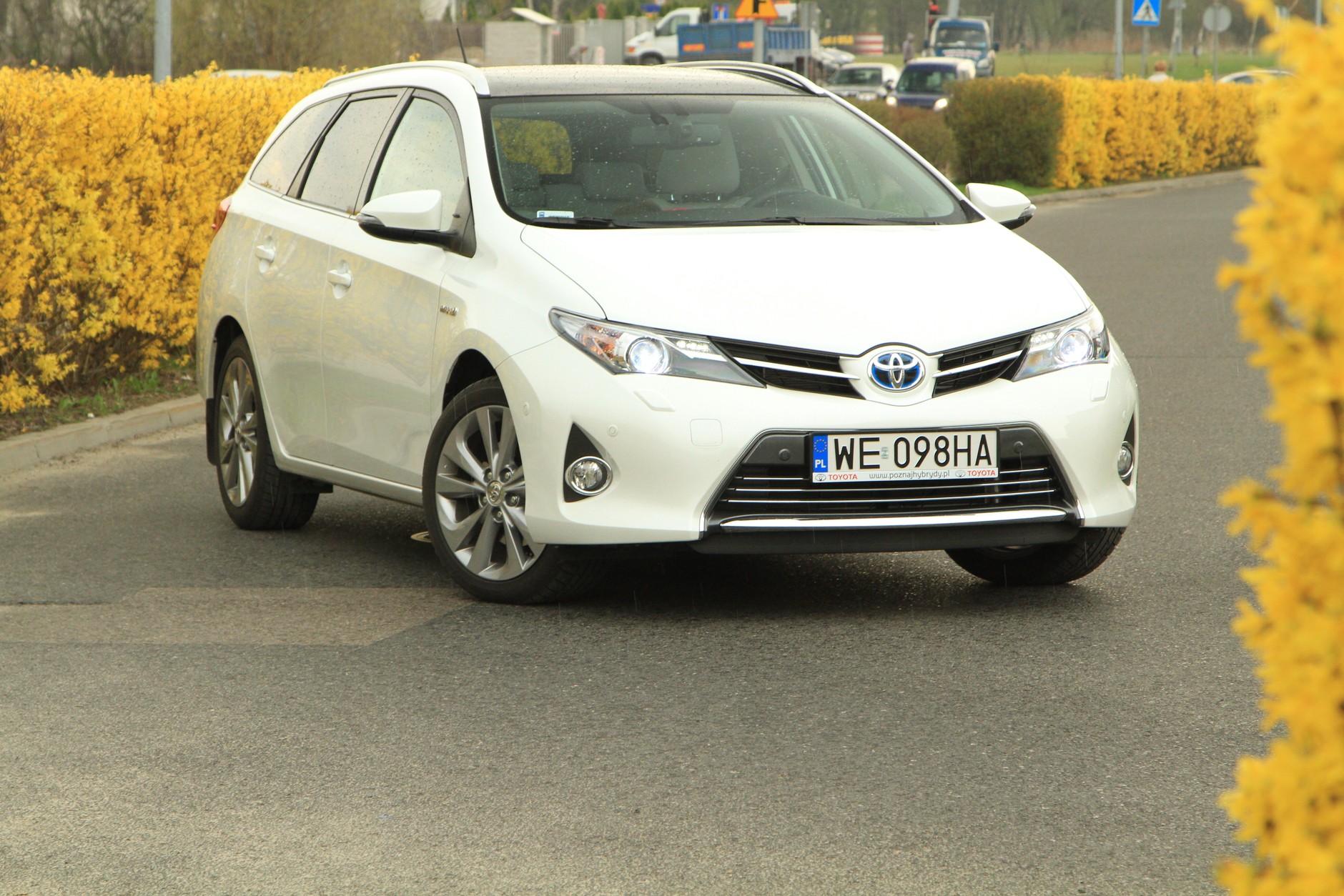 Toyota Auris Hybrid