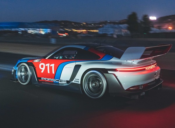 Air|Water po raz pierwszy w Europie. Warszawą zawładnie Porsche