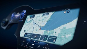 Mercedes - sztuczna inteligencja i ekrany niemal na całą szerokość kabiny