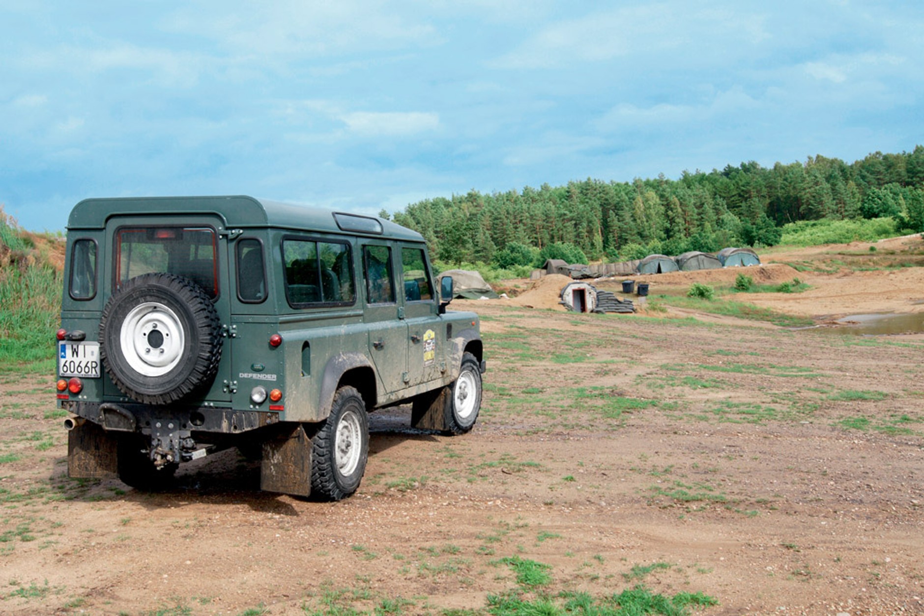 Land Rover Defender 2.2 TD 110 SW: test kultowej terenówki