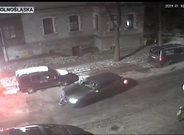 Sceny jak z filmu akcji. Ale to nie był plan filmowy, a kierowcy BMW grozi więzienie [WIDEO]