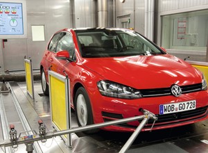 Volkswagen szuka miejsc parkingowych dla 250 tys. aut