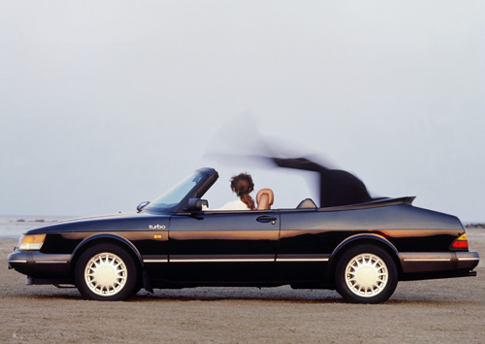 Saab 900 Cabriolet - Rzadki okaz "Krokodyla"