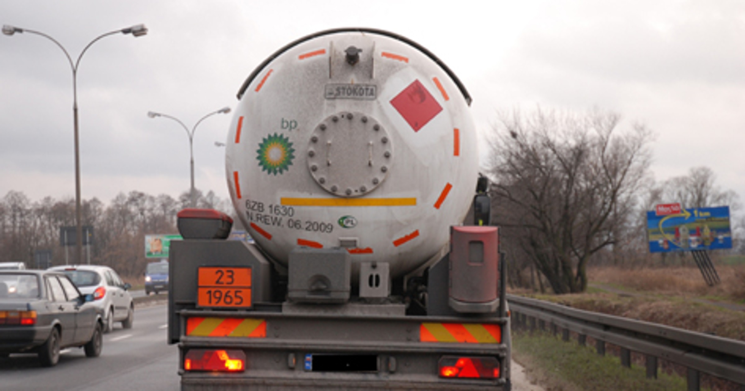 Cóż też on wiezie?
