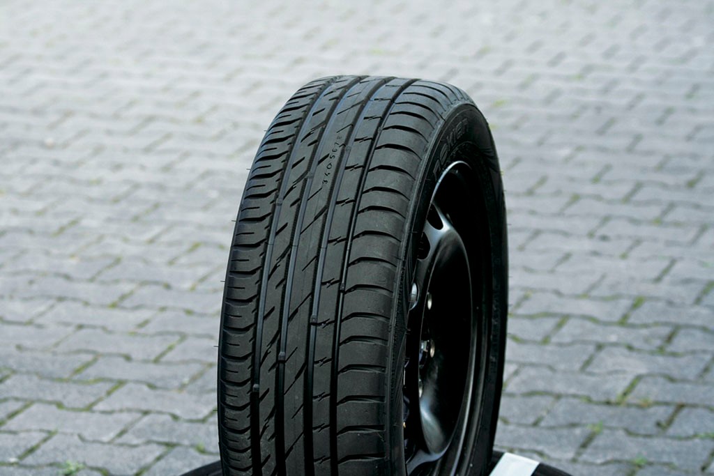 Nokian
Line 
91 V
ok. 1165 zł/kpl. Ocena zadowalająca