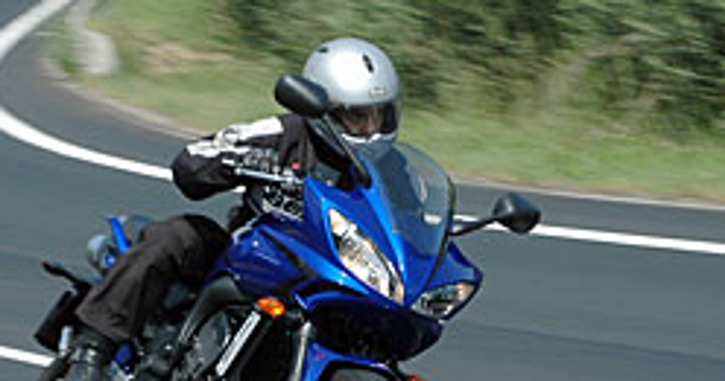Yamaha FZ6 Fazer S2: motocykl dla dużych i małych (test)