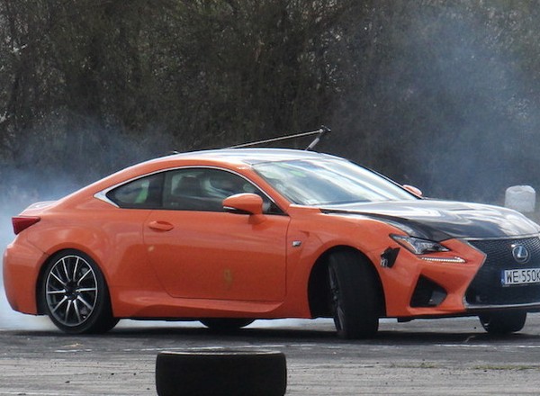 RC F - najbardziej sportowe auto Lexusa