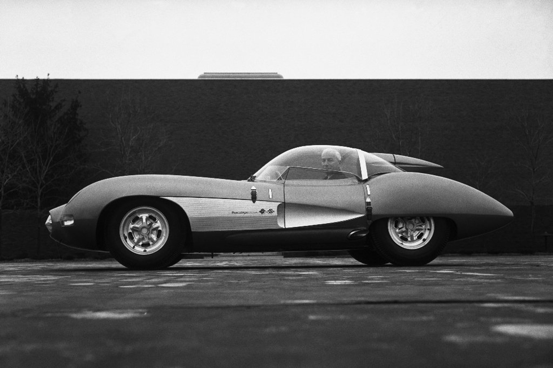 Chevrolet Corvette - Rakieta amerykańskich szos