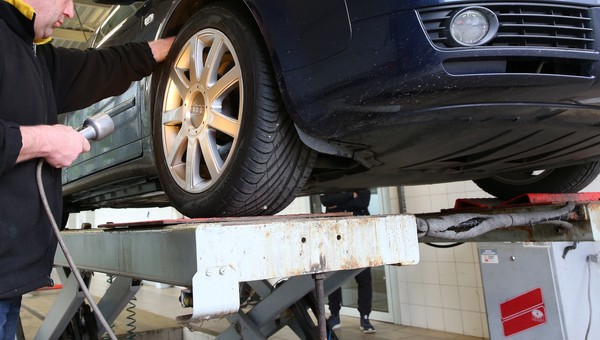 Spóźnisz się na badanie techniczne auta, zapłacisz podwójnie! Projekt jest już w Sejmie