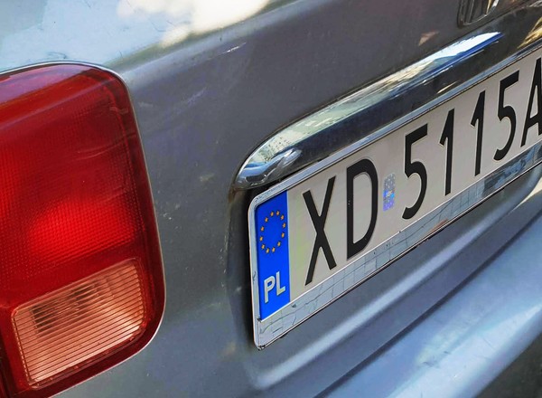 Nowe tablice rejestracyjne. Warszawa bez "W", a w Gdańsku będzie śmiesznie
