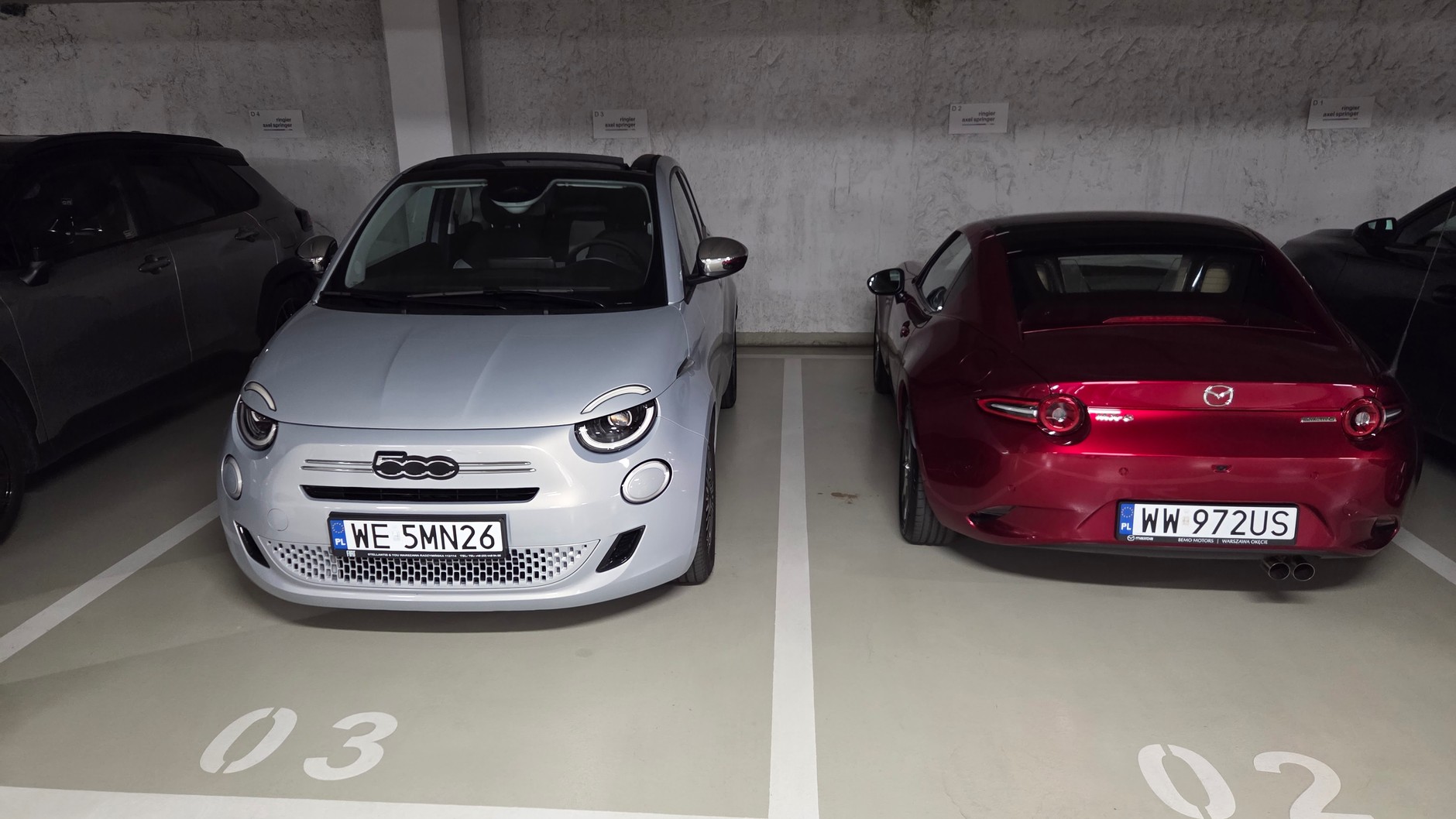 Bo nie wszystkie samochody muszą być praktyczne i rozsądne. Fiat 500 Cabrio Hybrid i Mazda MX-5