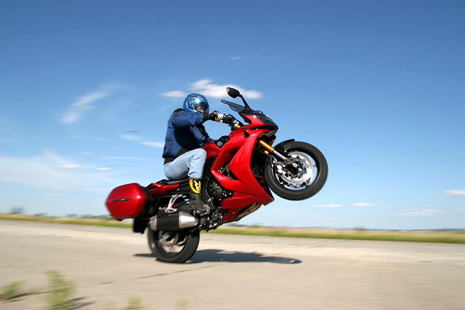 Yamaha FZ1 Grand Tourismo: sportowiec czy turysta? (test)