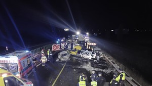 Nowe, szokujące informacje w sprawie karambolu na drodze S7. Kierowca przekroczył prędkość o 39 km na godz.