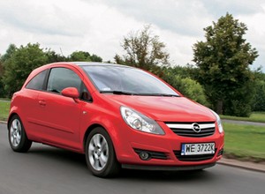 Opel Corsa D (2006-14) – wypada dość dobrze, jeśli chodzi i o walory użytkowe, i wyposażenie, i silniki