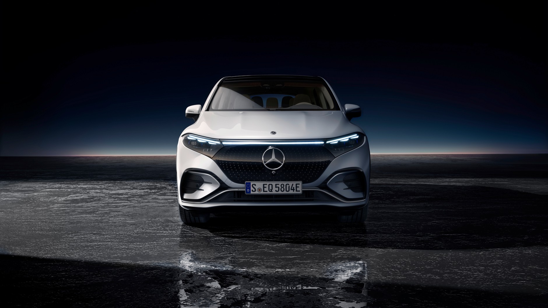 Mercedes EQS