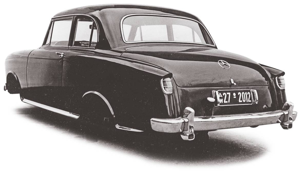 Mercedes W122