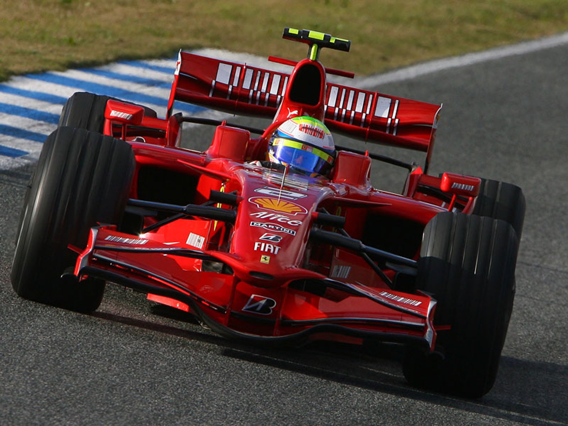 Formuła 1: Fernando Alonso pokazał klasę w Jerez (fotogaleria z testów)