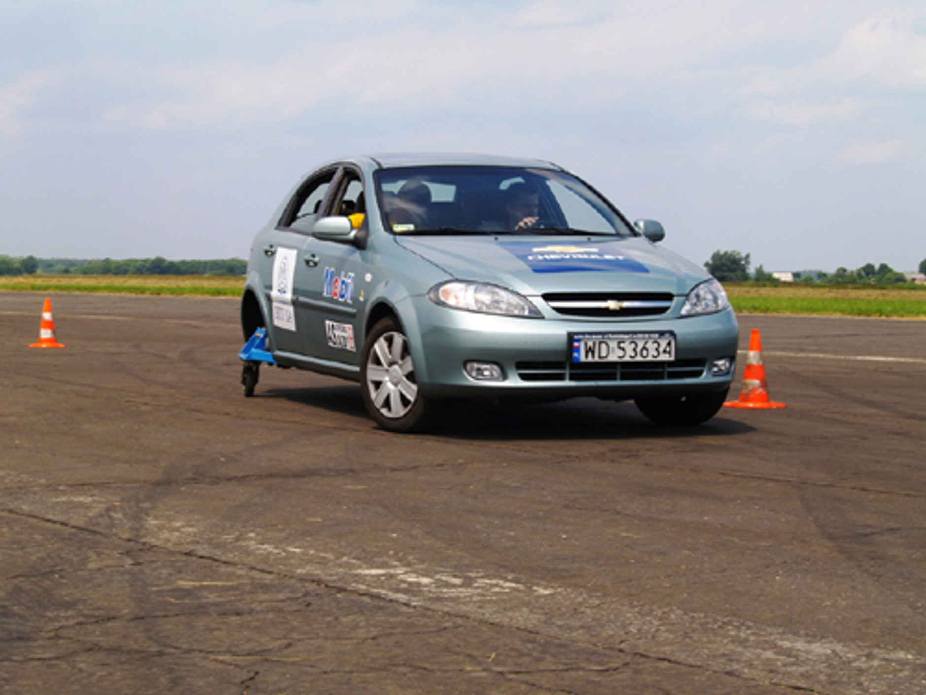 Meta w Bednarach, Lacetti w Warszawie