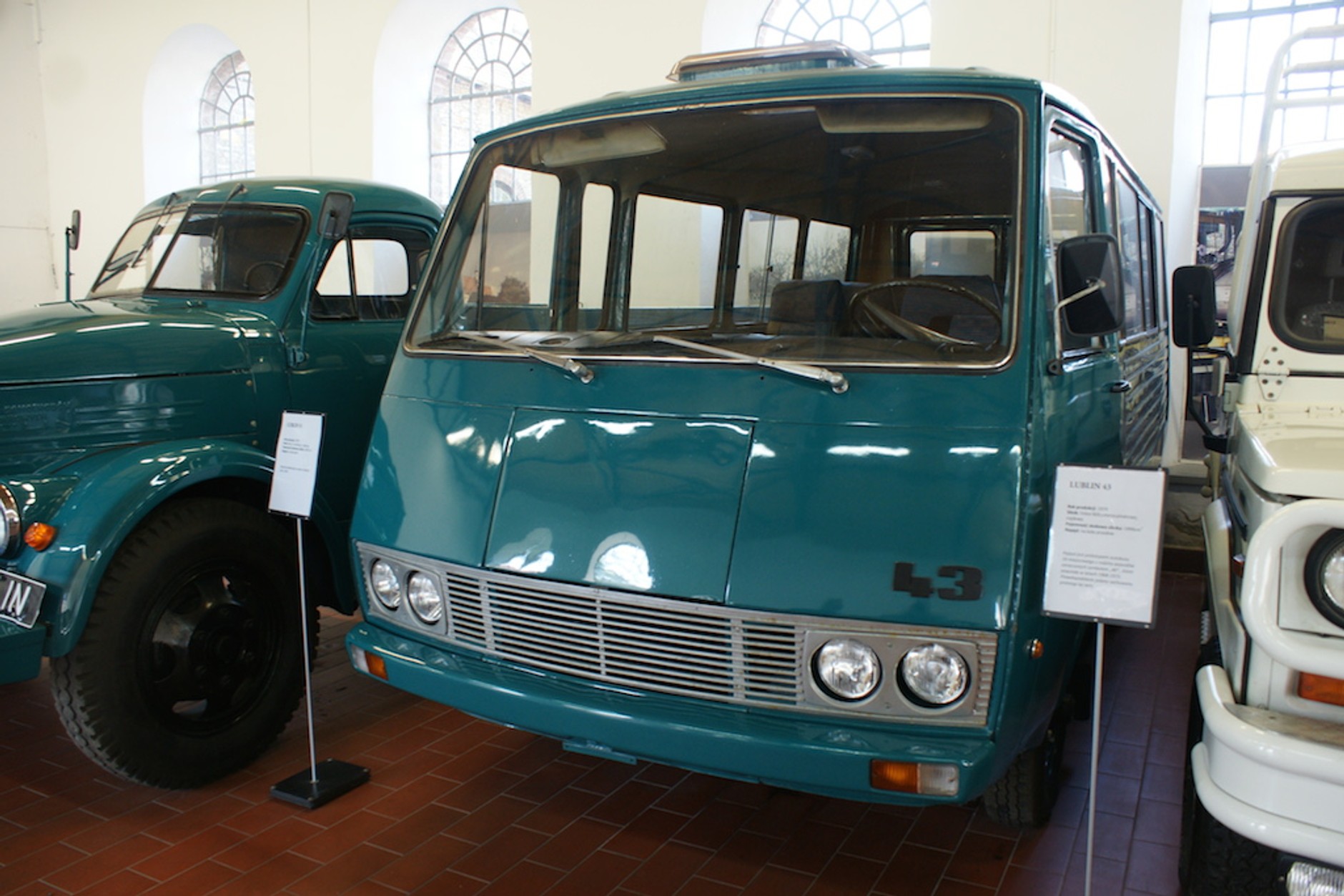 Oldtimery w starej hucie