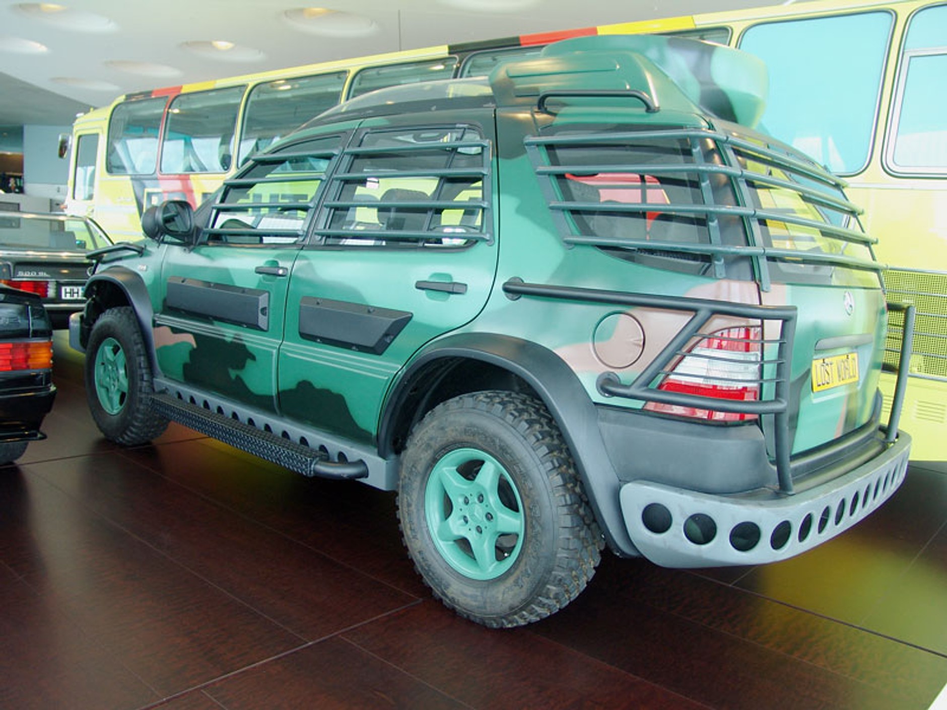 Mercedes-Benz Muzeum: 120 lat historii na 9 piętrach - 1. część (galeria)