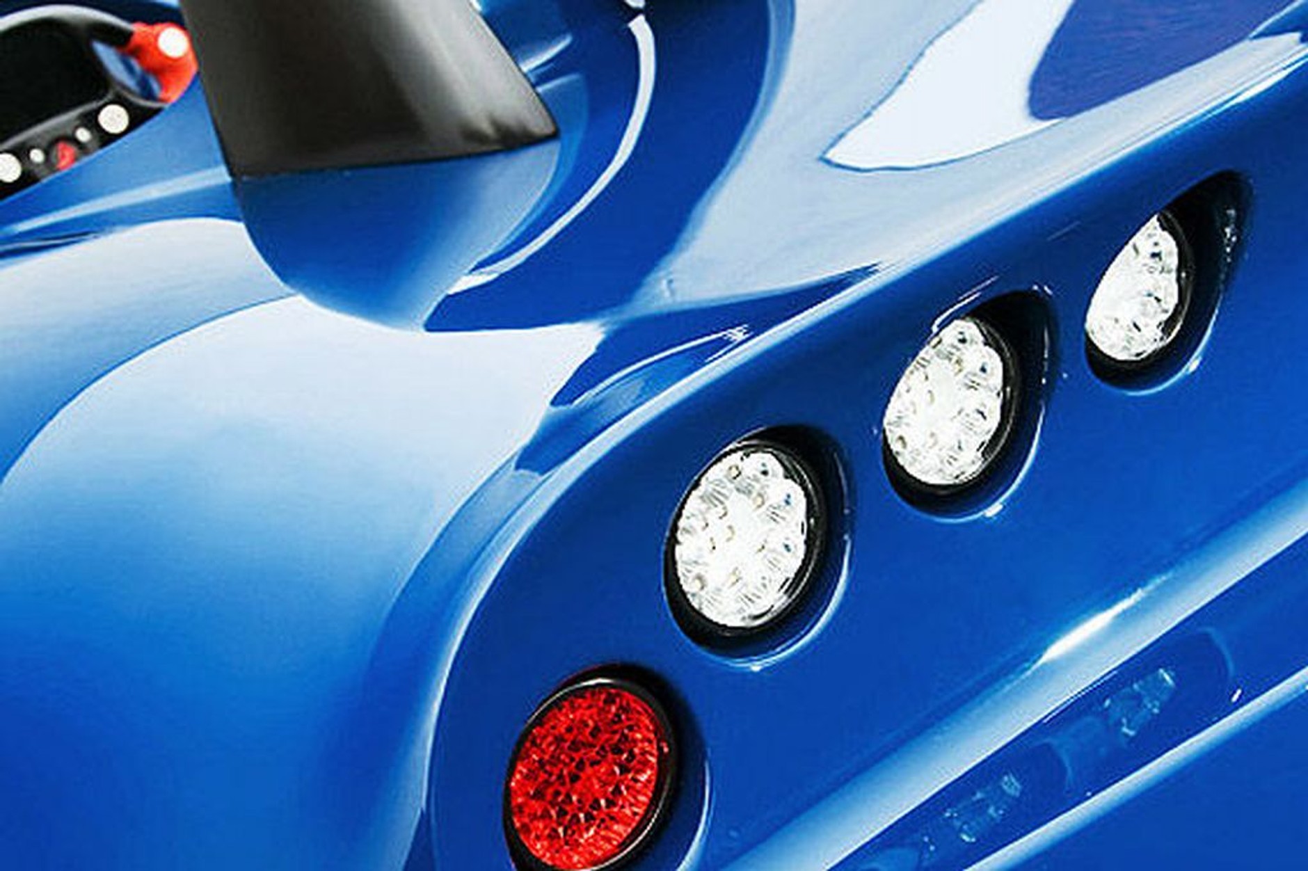 Wiesmann Spyder – dla prawdziwych twardzieli