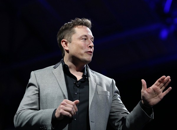 Elon Musk kupił Twittera i... stracił ważnego reklamodawcę z branży moto