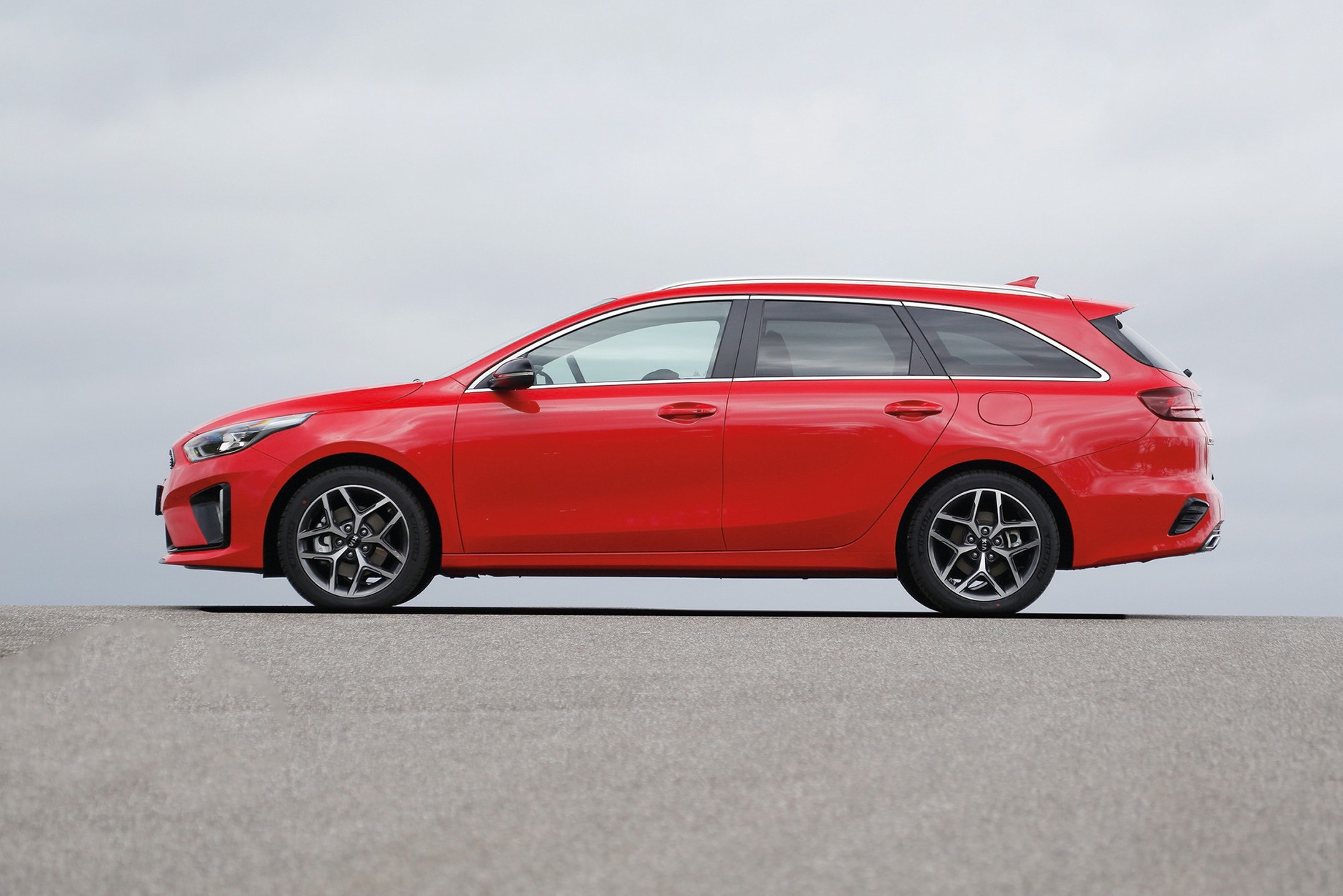 Porównanie: Ford Focus, Kia Ceed, Seat Leon