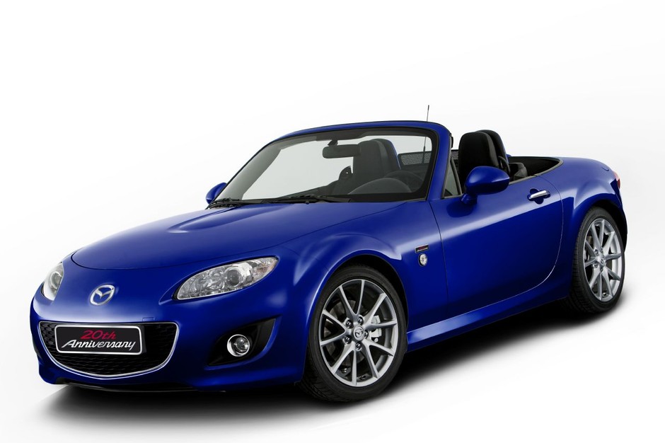 Genewa 2010: Mazda - jubileuszowa edycja MX-5 oraz całkowicie nowy model 5