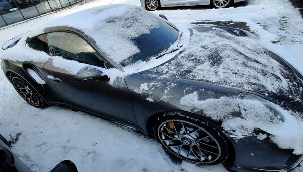 Odzyskane Porsche 911 Turbo S