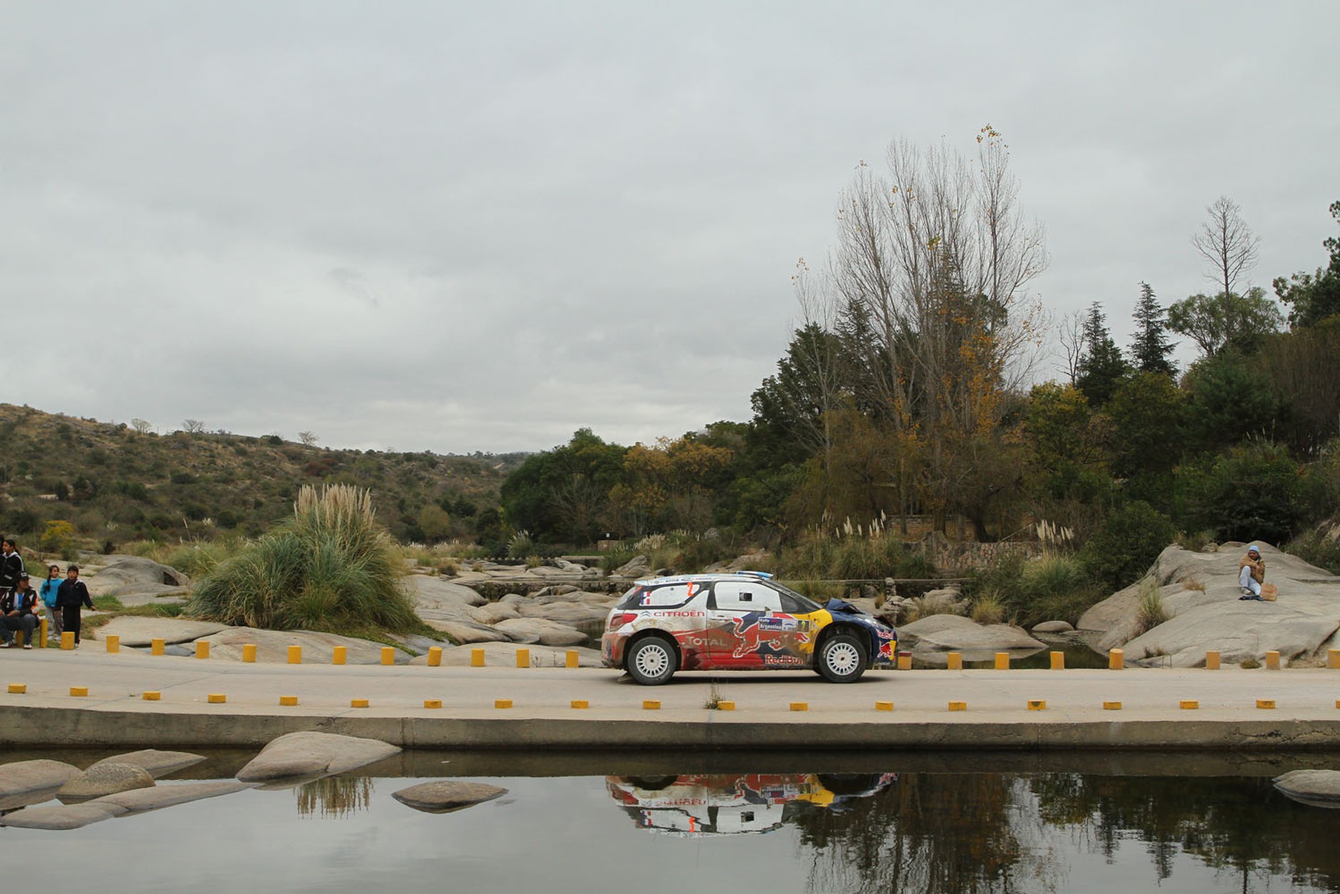 Rajd Argentyny 2011: trzech liderów, ale wygrał Loeb (wyniki)