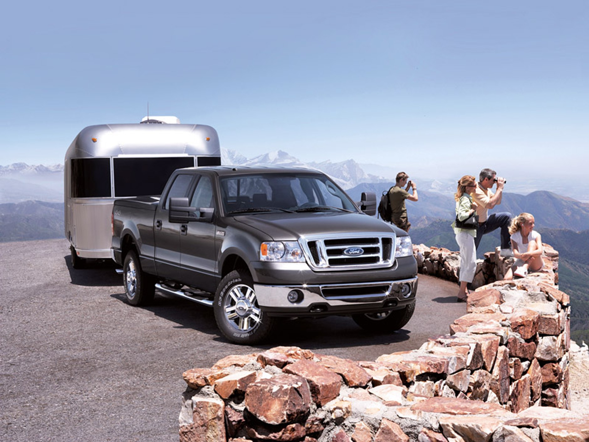 Ford F-150 na rok modelowy 2008 (wideo)