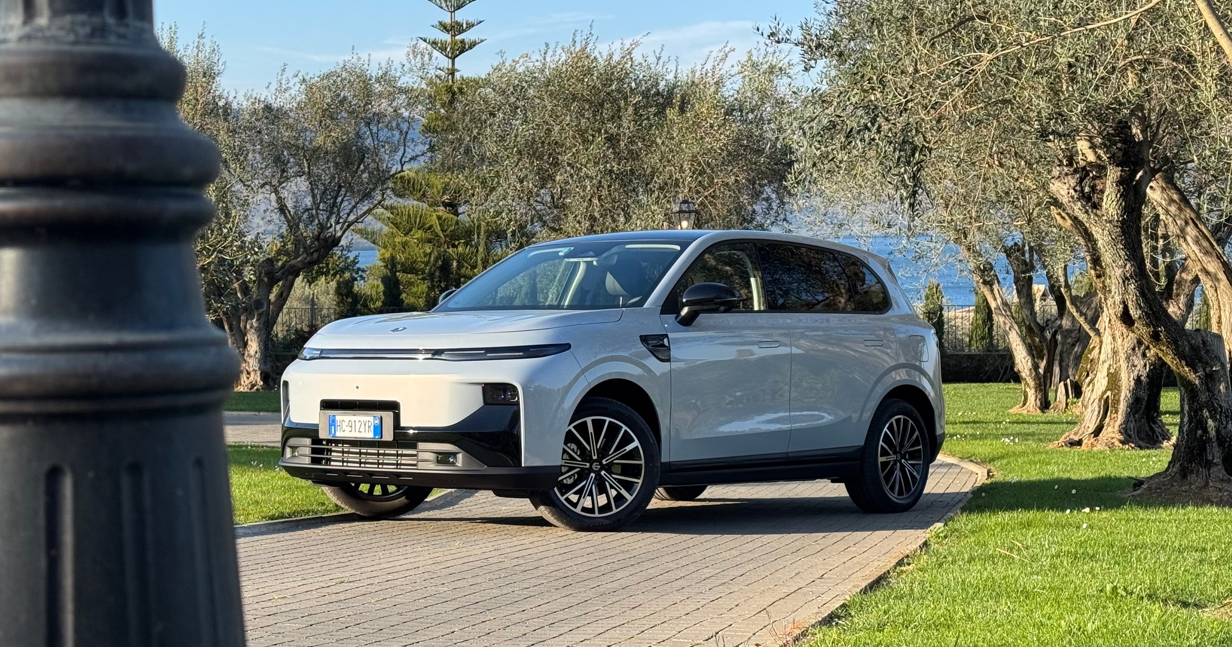 Leapmotor B10 Hybrid EV