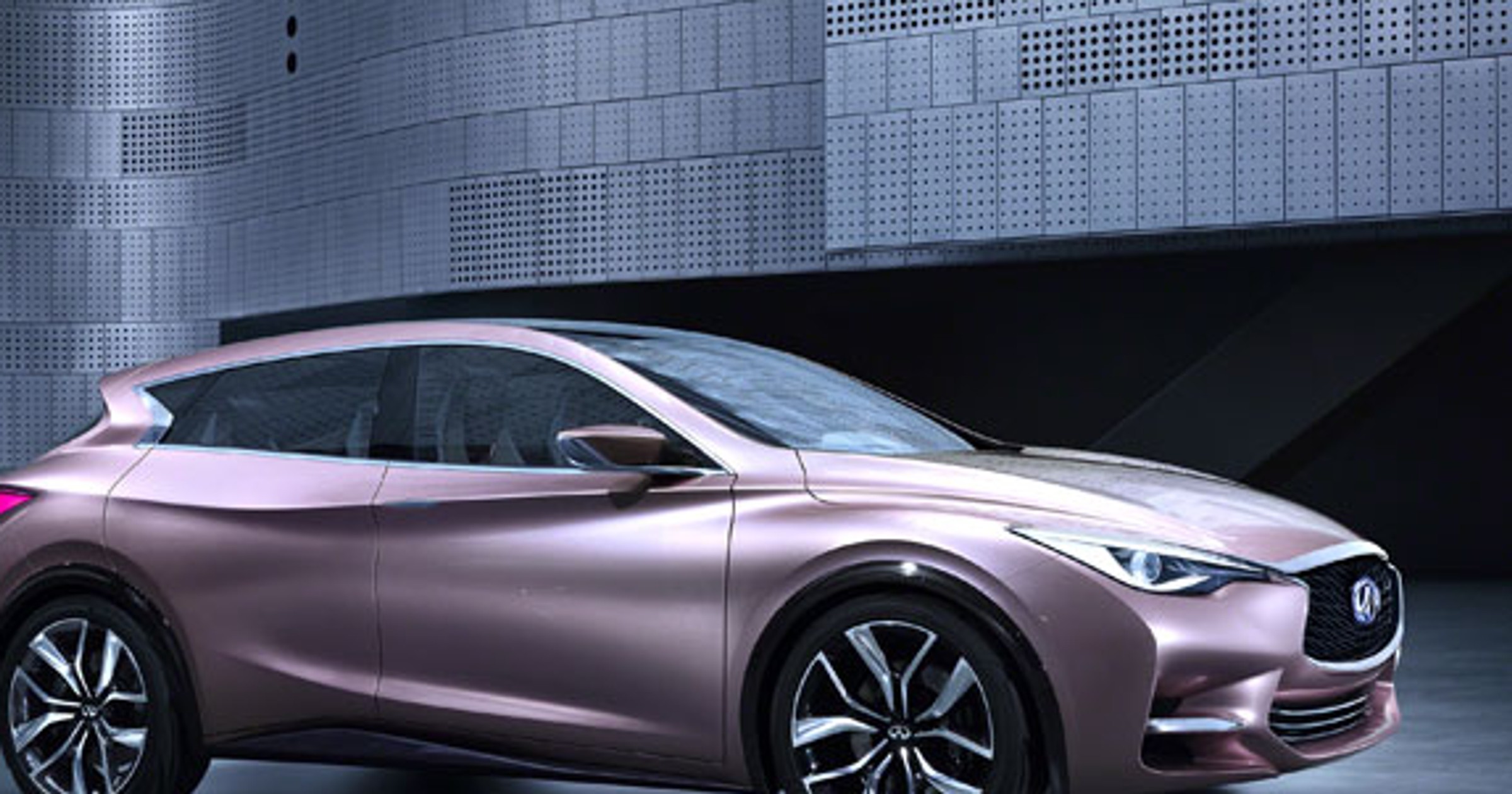 Infiniti Q30 zobaczymy we Frankfurcie