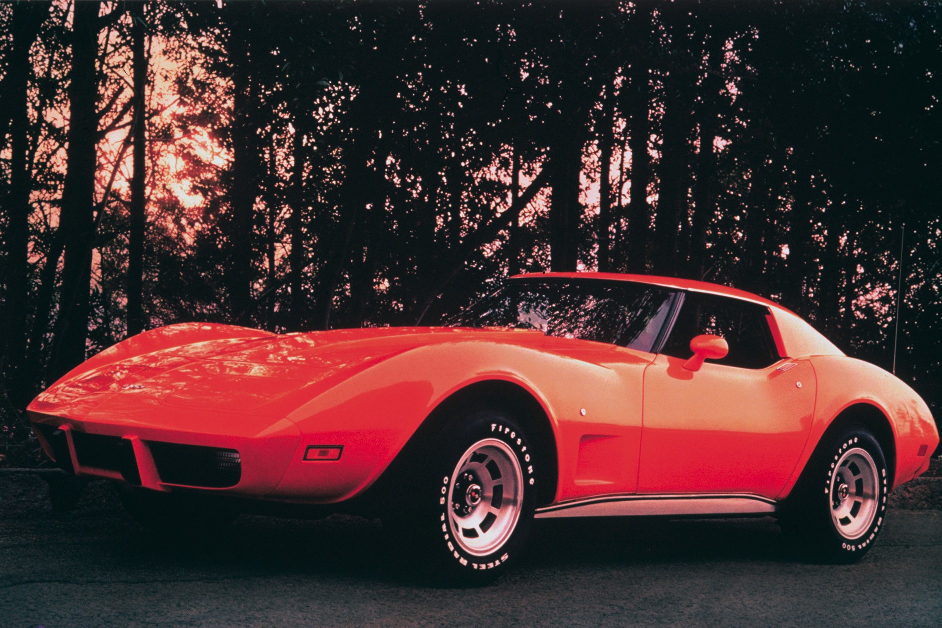 Chevrolet Corvette – historia lekkich konstrukcji modelu