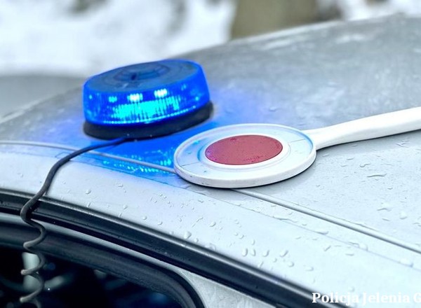 Czarna seria wypadków w Jeleniej Górze. Winna była nie tylko pogoda
