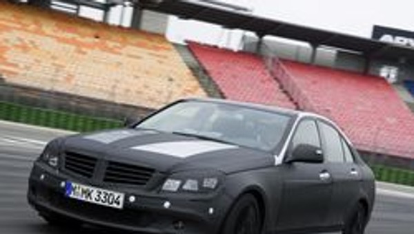 Mercedes-Benz: test wytrzymałości klasy C