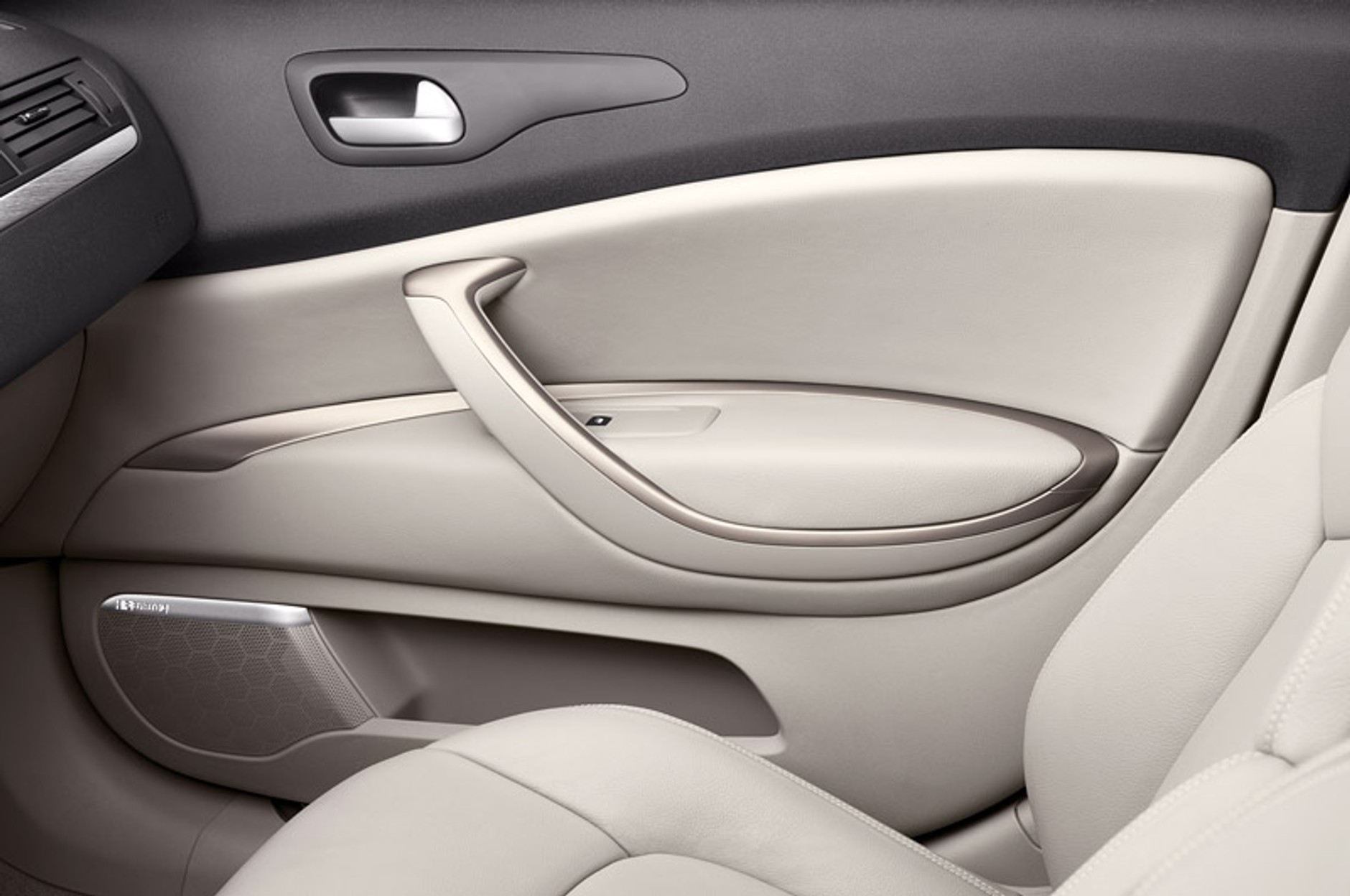 Nowy Citroën C5 już produkowany w Rennes