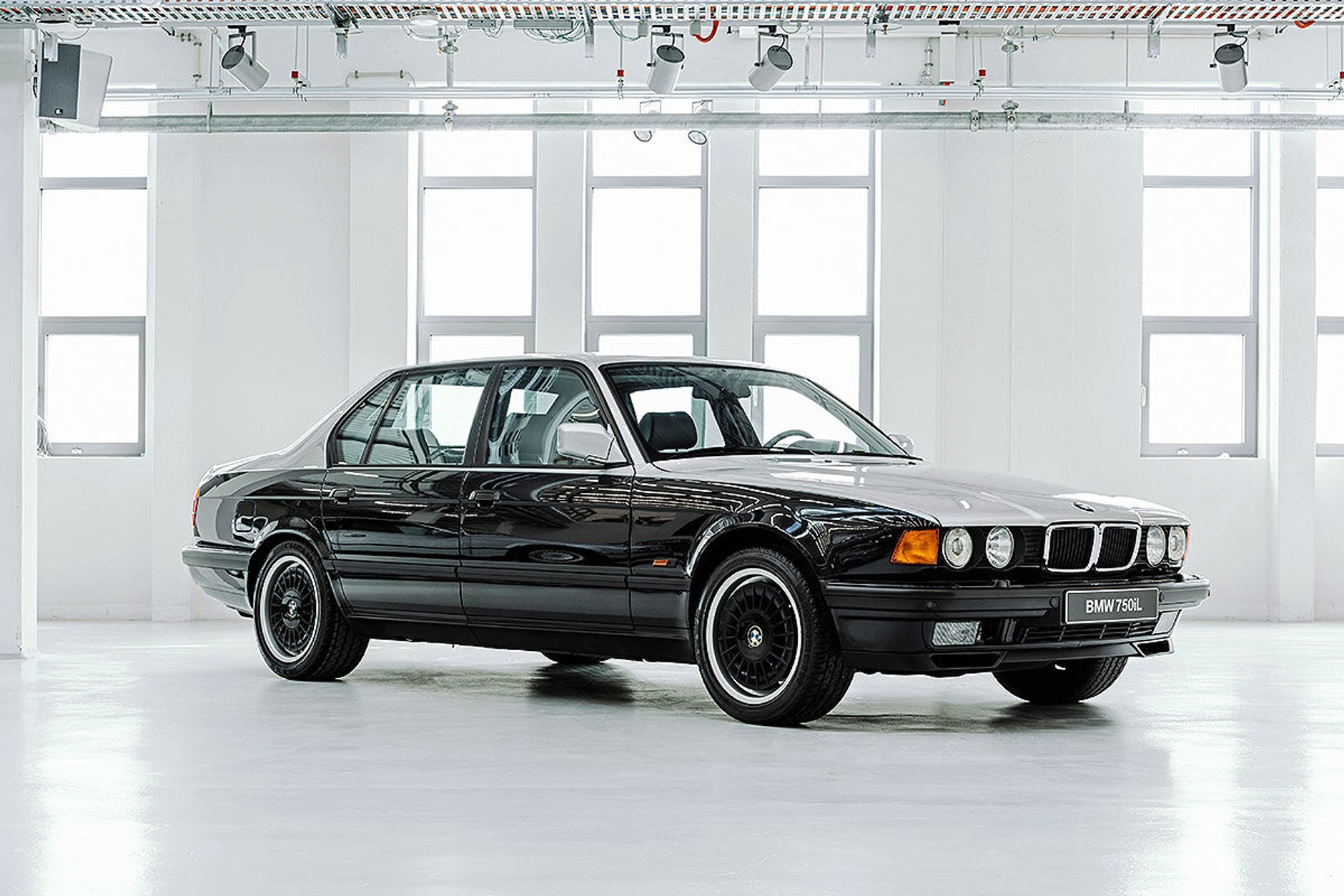 Najciekawsze BMW z silnikiem V12