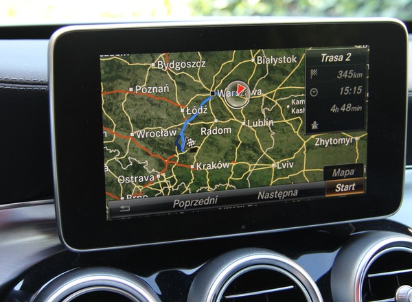Nowy Mercedes klasy C: brak autostrady do Warszawy