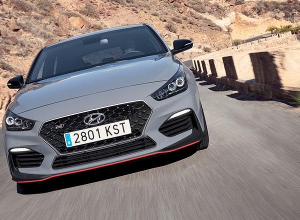 Hyundai i30 Fastback N – znakomity hot hatch w ładniejszym wydaniu | TEST