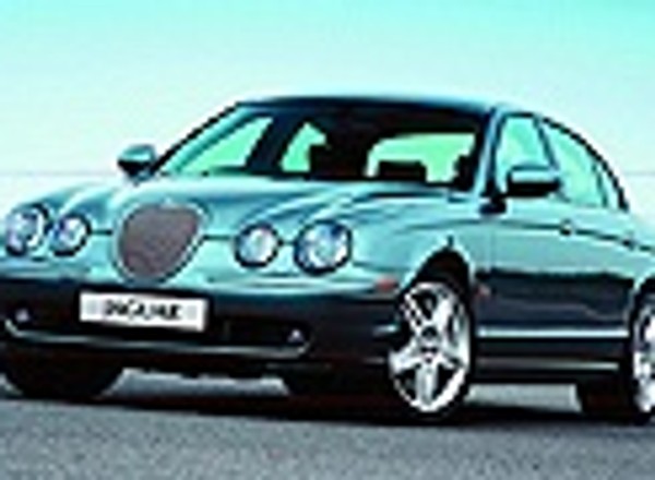 Makijaż dla Jaguara S-Type